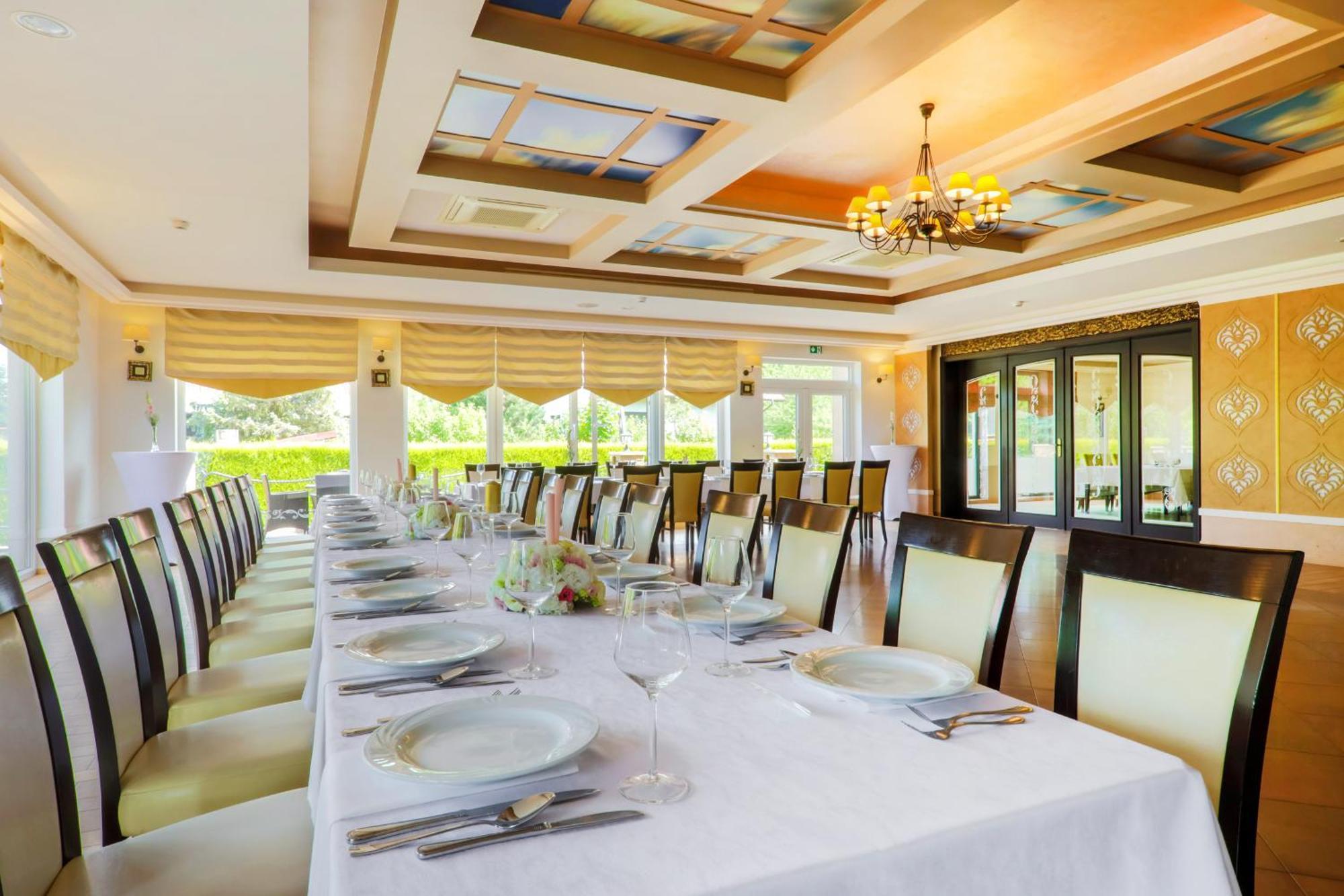 Papuga Park Hotel Wellness Marrakesz & Spa Бельсько-Бяла Екстер'єр фото